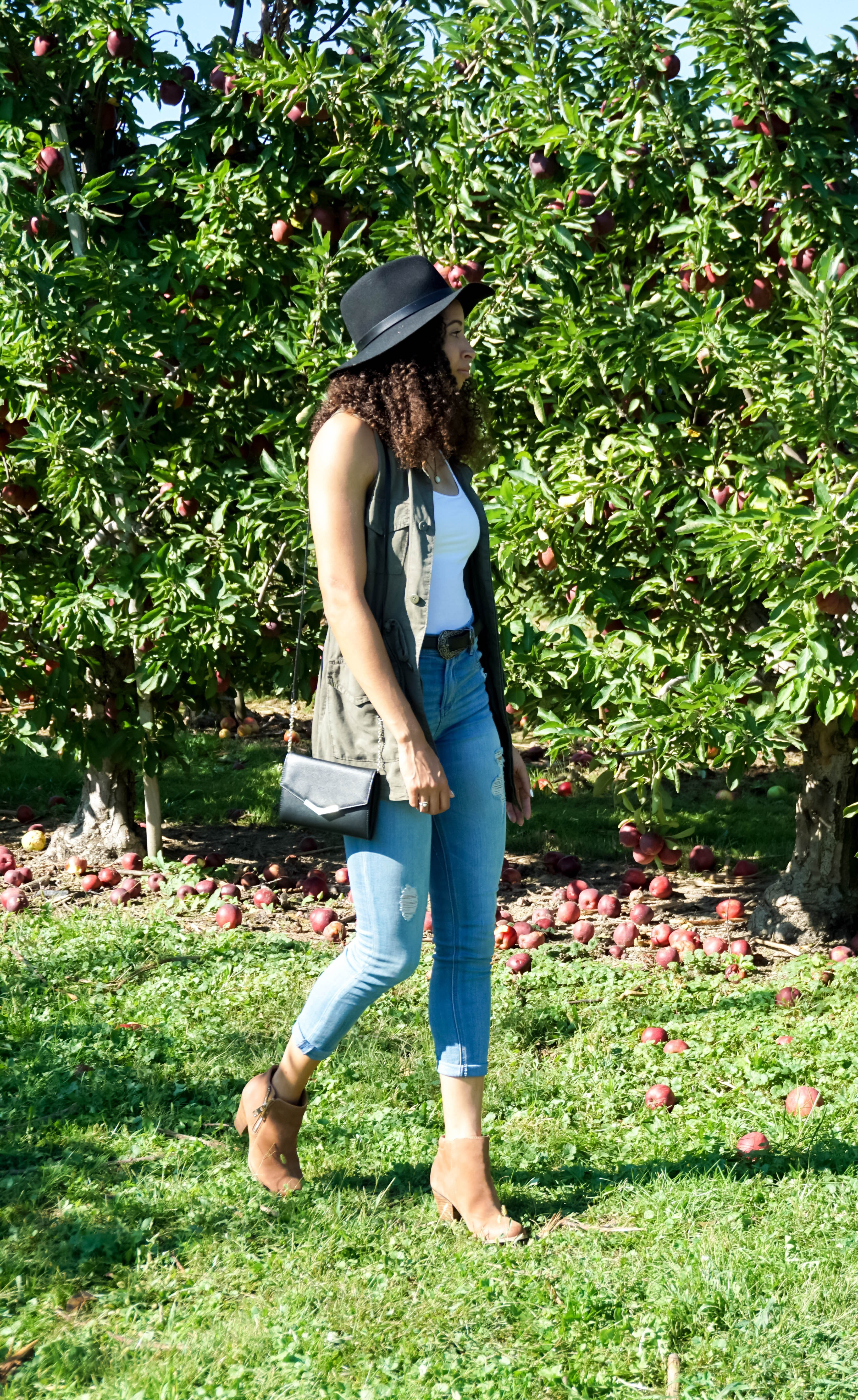 The Perfect Apple Picking Outfit